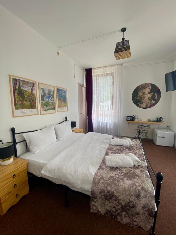 Mood Hotel Kazbegi Екстериор снимка